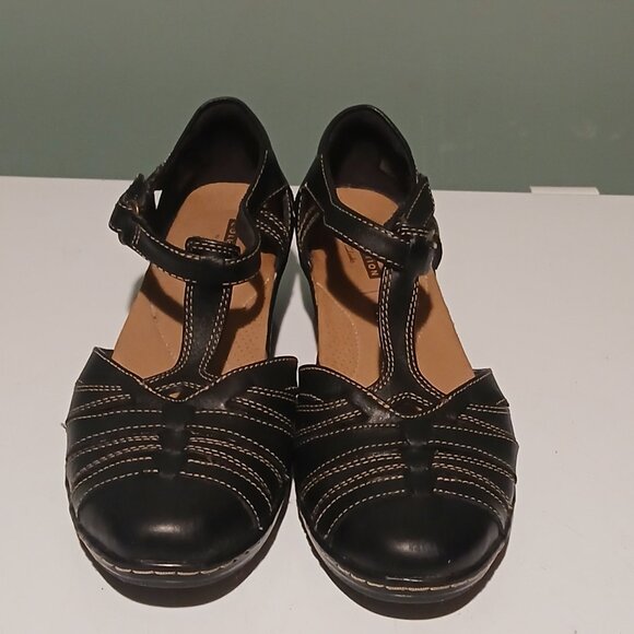 Clarks Wendy Alto T Strap Black Sandals Women's Size 6.5 - Picture 4 of 11